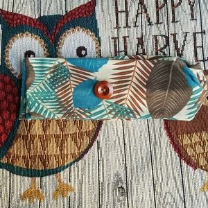 Multicolor button headband